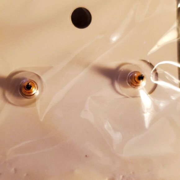 Designer-inspired G dangle cold tone earrings. Influencer 's pick. New. - Picture 5 of 6